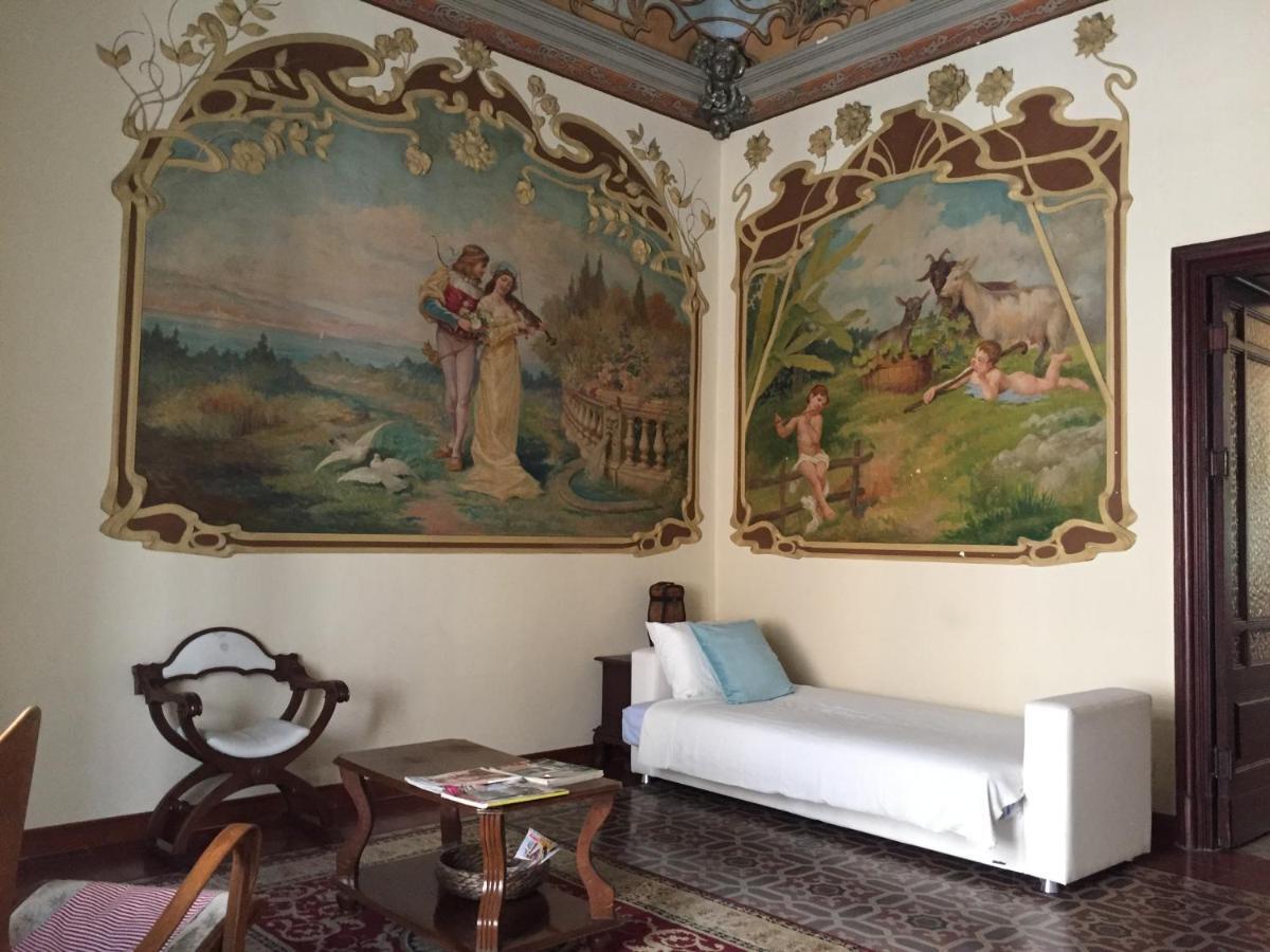 Sake Maison De Charme - Fascinating Ancient Sicilian Mansion 卡塔尼亚 外观 照片
